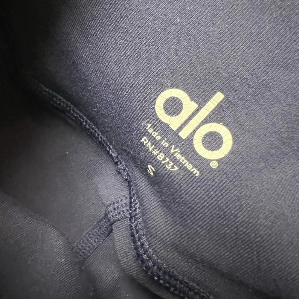 ALO Yoga alo blue